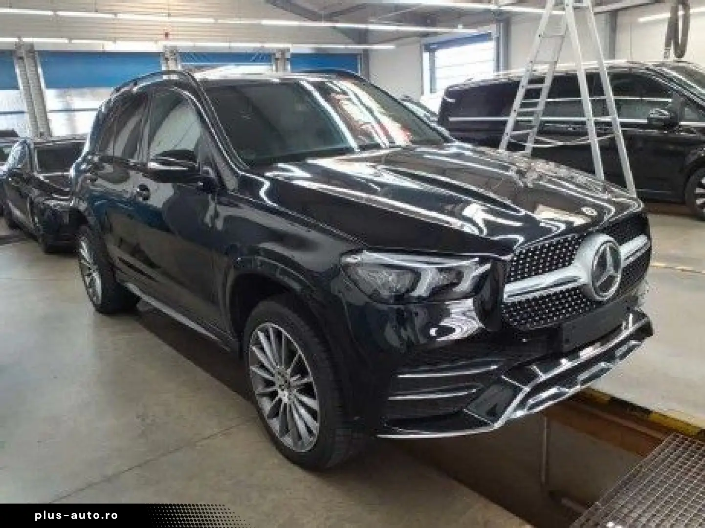 MERCEDES-BENZ GLE 400d 4M AMG Pano AIrM Burm 360