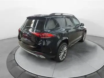 MERCEDES-BENZ GLE 400d 4M AMG Pano AIrM Burm 360