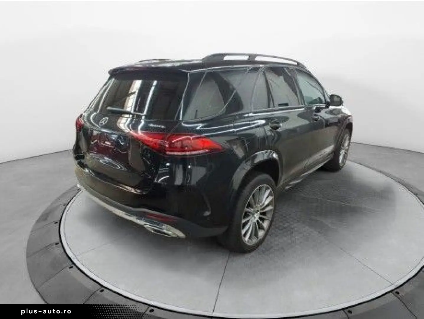 MERCEDES-BENZ GLE 400d 4M AMG Pano AIrM Burm 360