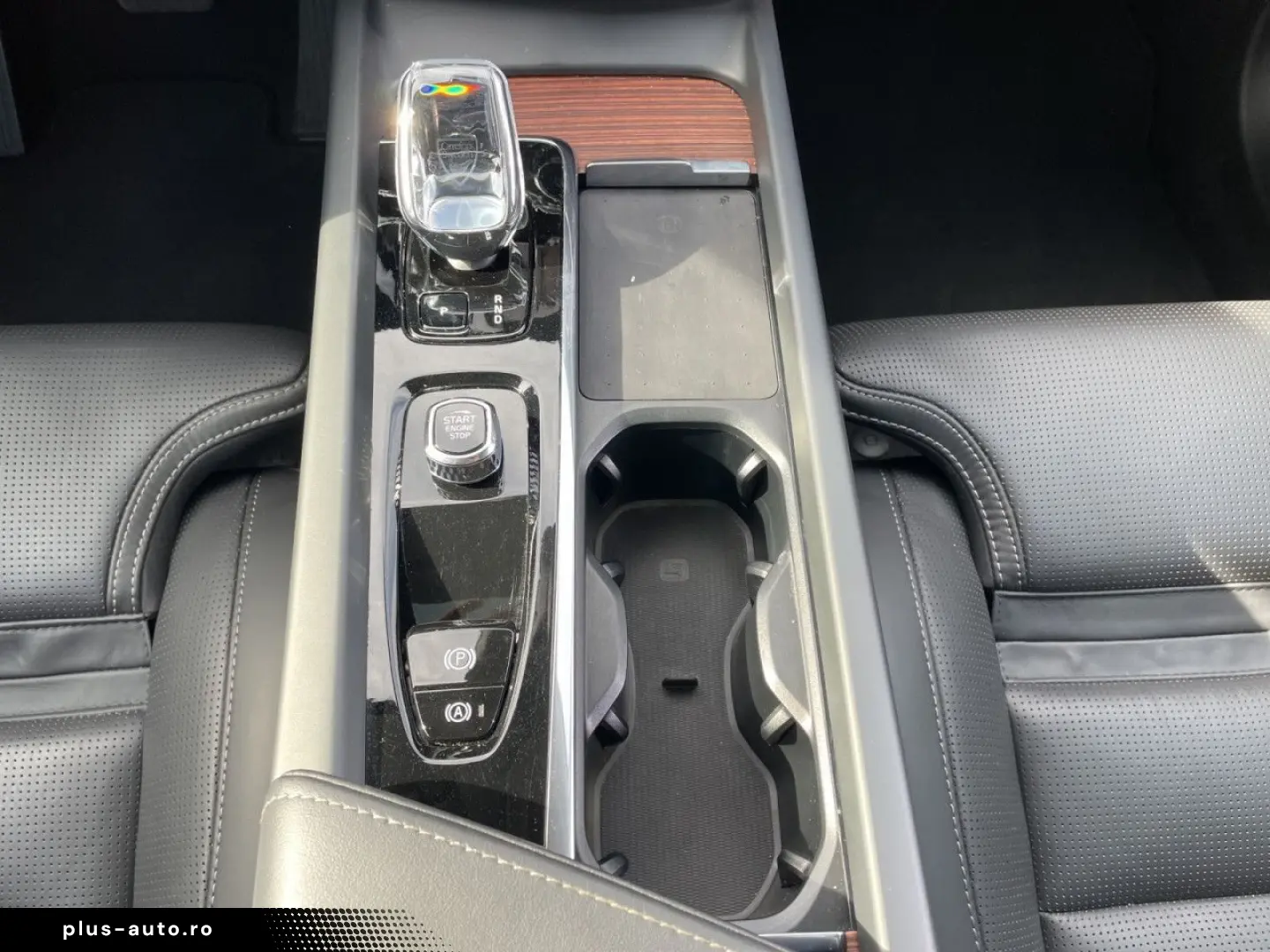 VOLVO XC60 T8 AWD Recharge Ultimate Bowers Massage Ventil