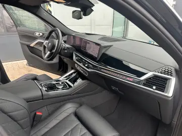 BMW X6 30 d xDrive M Sport HK Pano HuD 22  Softclose