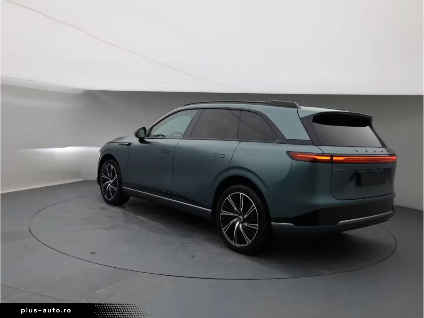 XPENG G9 2025 AWD Performance AHK Premium Package Pano