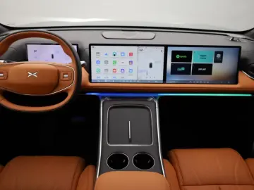 XPENG G9 2025 AWD Performance AHK Premium Package Pano