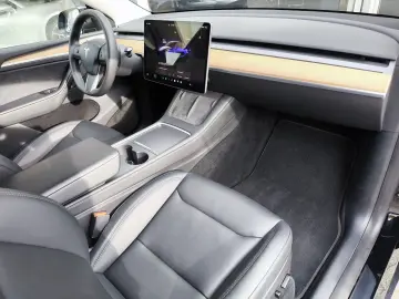 TESLA Model Y PERFORM AWD PANO NAVI STDHZ ACC 360 AHK