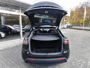 TESLA Model Y PERFORM AWD PANO NAVI STDHZ ACC 360 AHK