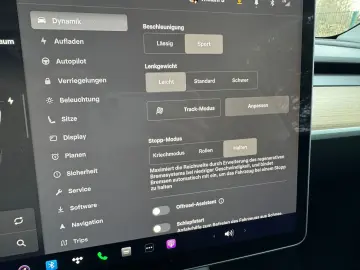 TESLA Model Y Performance AWD