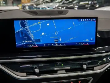 BMW X6 xDrive30d M Sport HUD PANO RFK NAVI LED PDC V