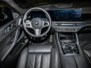 BMW X6 xDrive30d M Sport HUD PANO RFK NAVI LED PDC V