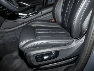 BMW X6 xDrive30d M Sport HUD PANO RFK NAVI LED PDC V