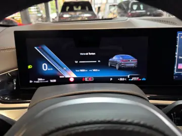 BMW X6 30d xDrive M Sport Pro~PANO~HUD~HK~ICONIC~360