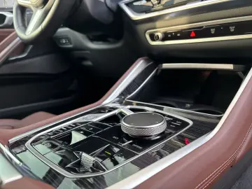 BMW X6 30d M Sport Pro 22  H&K Pano Luft 360 AHK