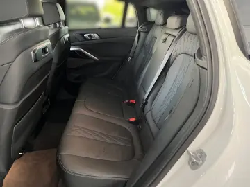 BMW X6 xDrive 40d M SPORT LED AHK PANO-DA H&K