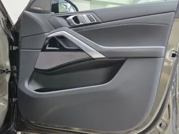 BMW X6 xDrive30d M Sport Pro 22Zoll Pano ACC 360