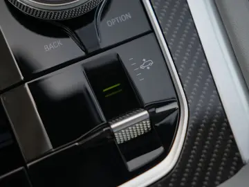 BMW X6 xDrive30d M SPORT PRO-LUFTF.-PANO-HUD-H K-22M