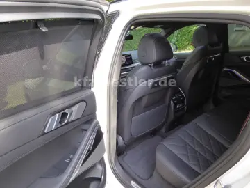 BMW X6 40d M Sport Pro Pano Luft HUD 22Zoll Harman