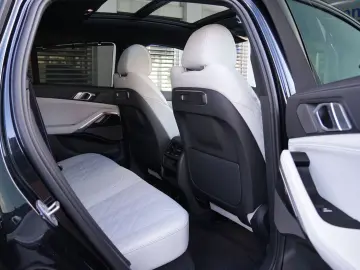 BMW X6 xDrive30d M SPORT PRO-LUFTF.-PANO-HUD-H K-22M