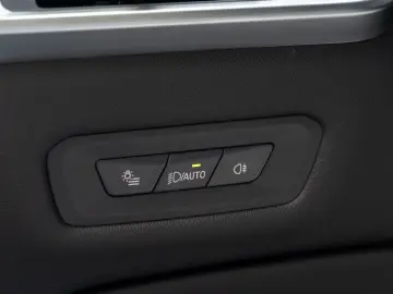 BMW X6 40d M SPORT.DR.ASS.SOFTC.SKY.H K.LED.360 .AHK