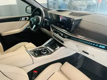 BMW X6 40 d xDrive M Sport   PANO HARMAN 360KAMERA