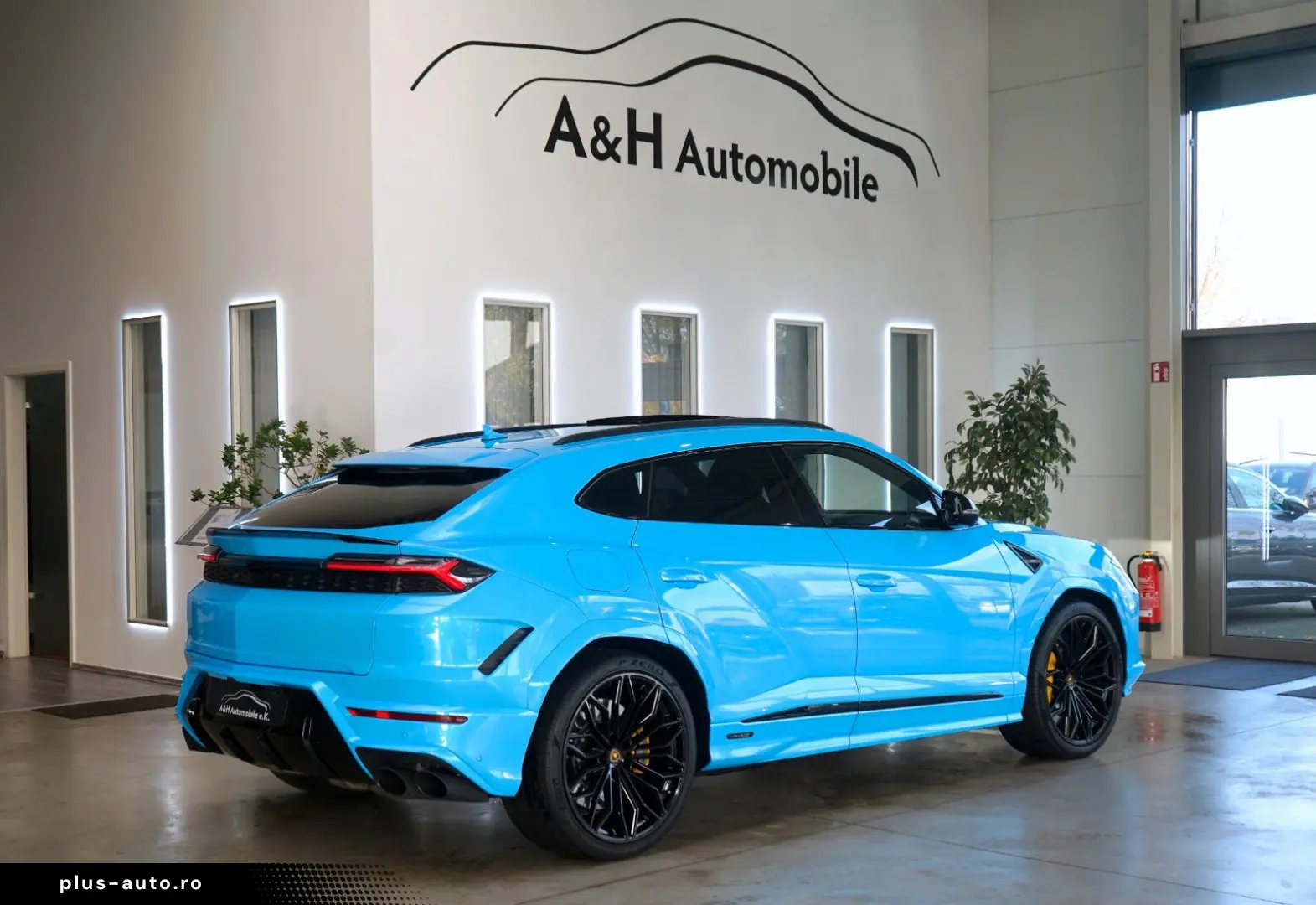 LAMBORGHINI Urus SE  PANORMA CARBON B&O BLU CEPHEUS 1.HAND