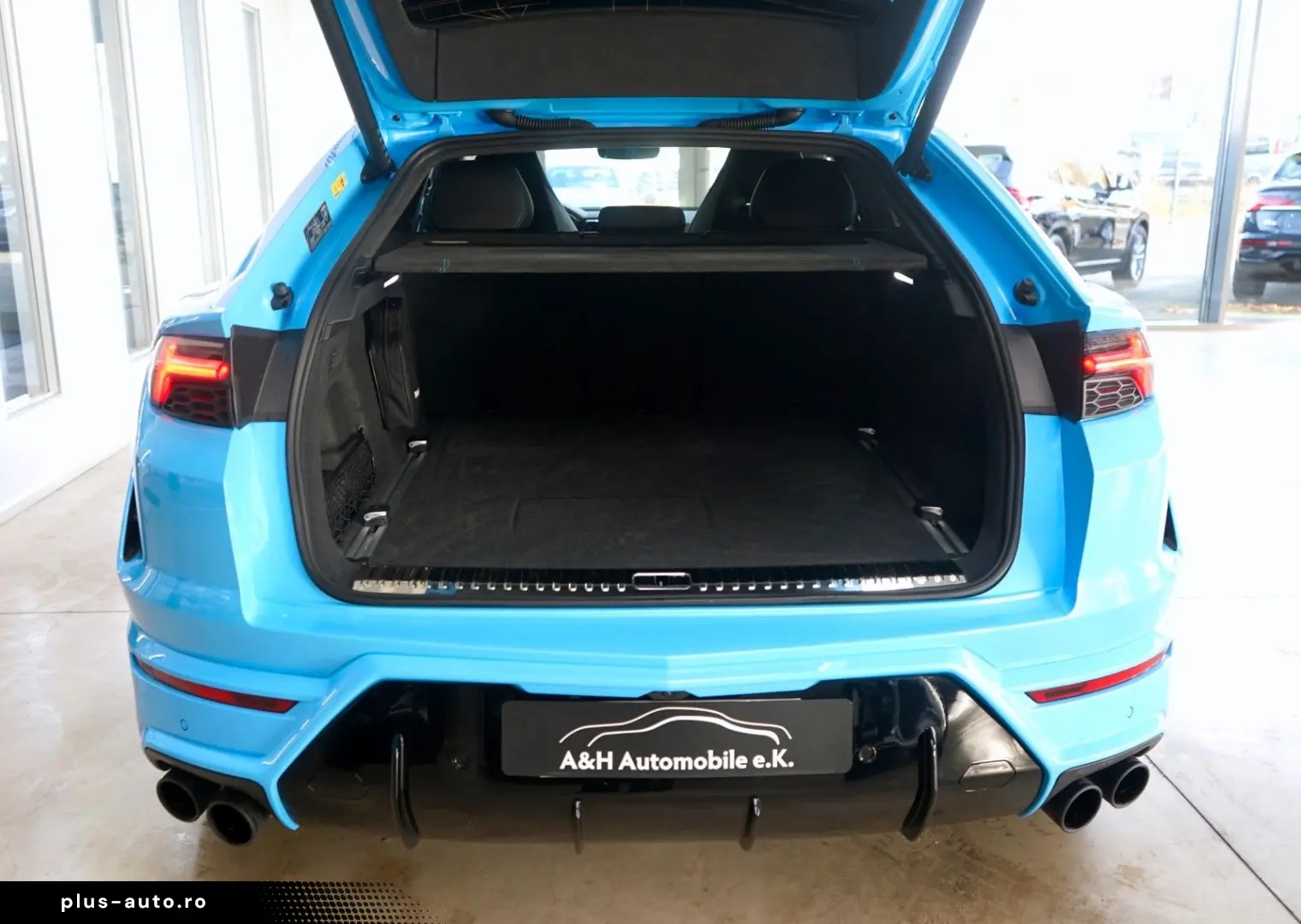 LAMBORGHINI Urus SE  PANORMA CARBON B&O BLU CEPHEUS 1.HAND