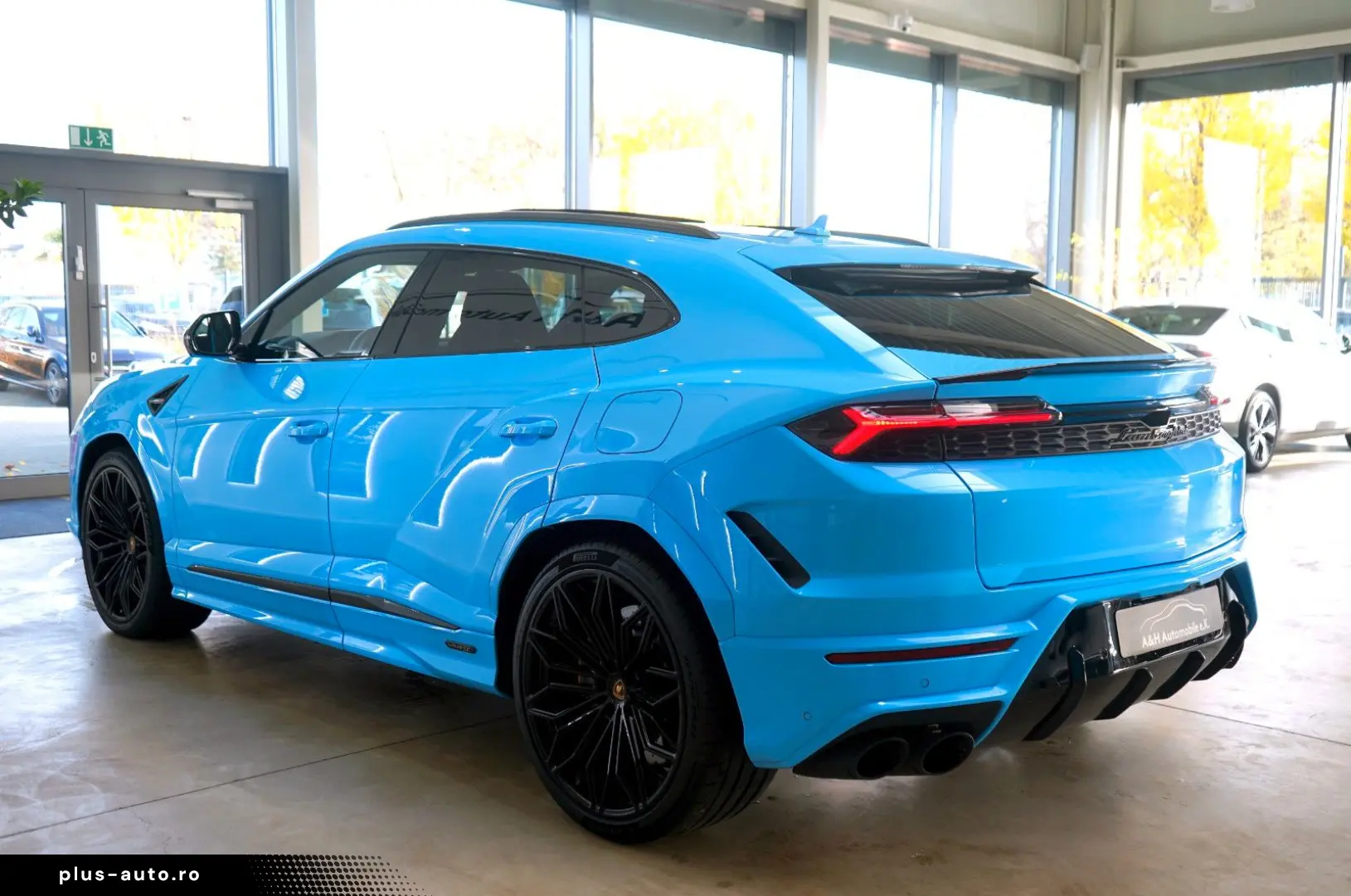LAMBORGHINI Urus SE  PANORMA CARBON B&O BLU CEPHEUS 1.HAND