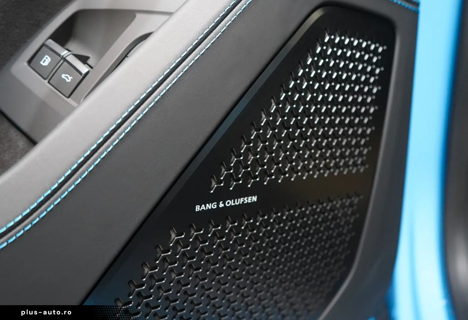 LAMBORGHINI Urus SE  PANORMA CARBON B&O BLU CEPHEUS 1.HAND