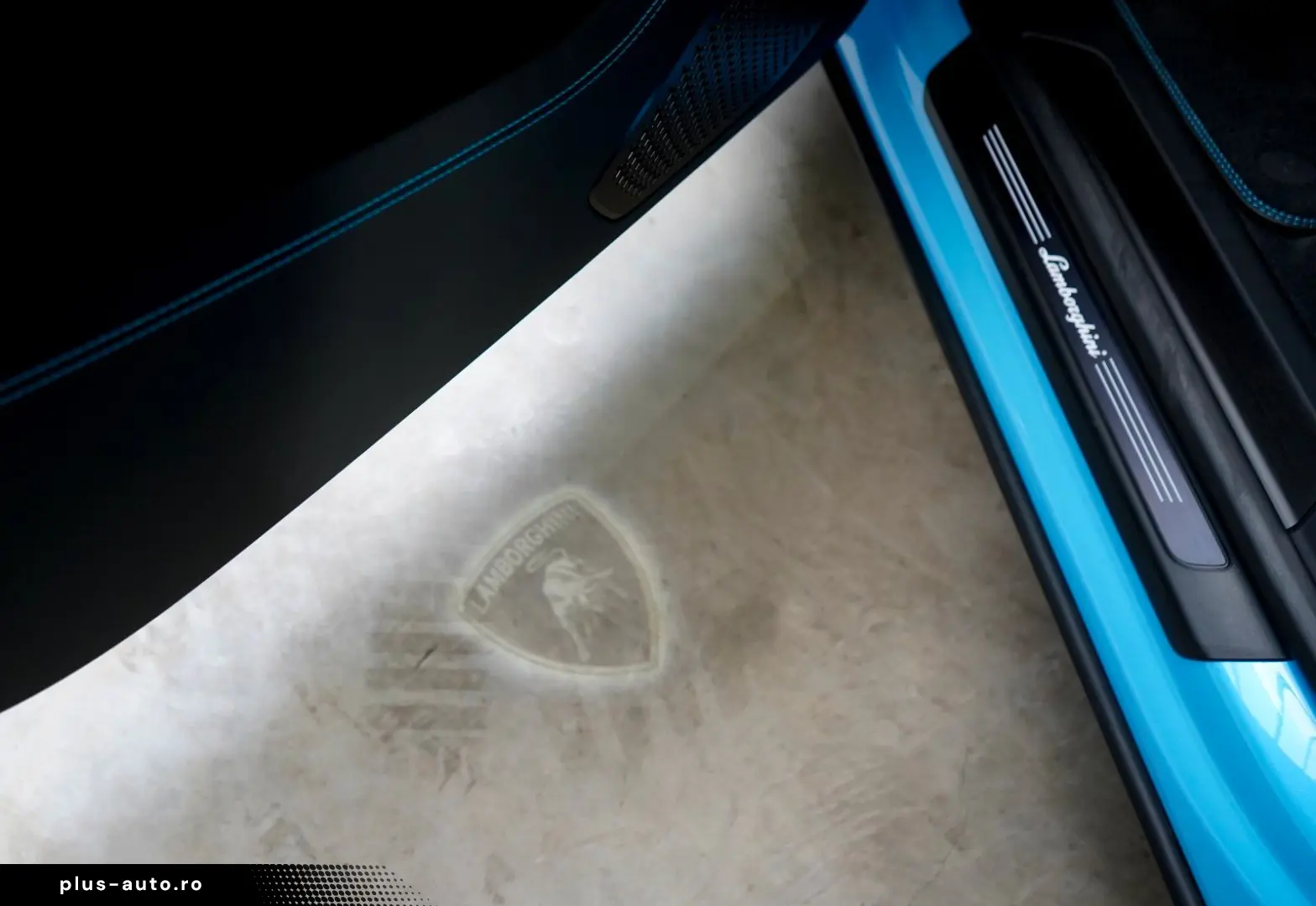 LAMBORGHINI Urus SE  PANORMA CARBON B&O BLU CEPHEUS 1.HAND