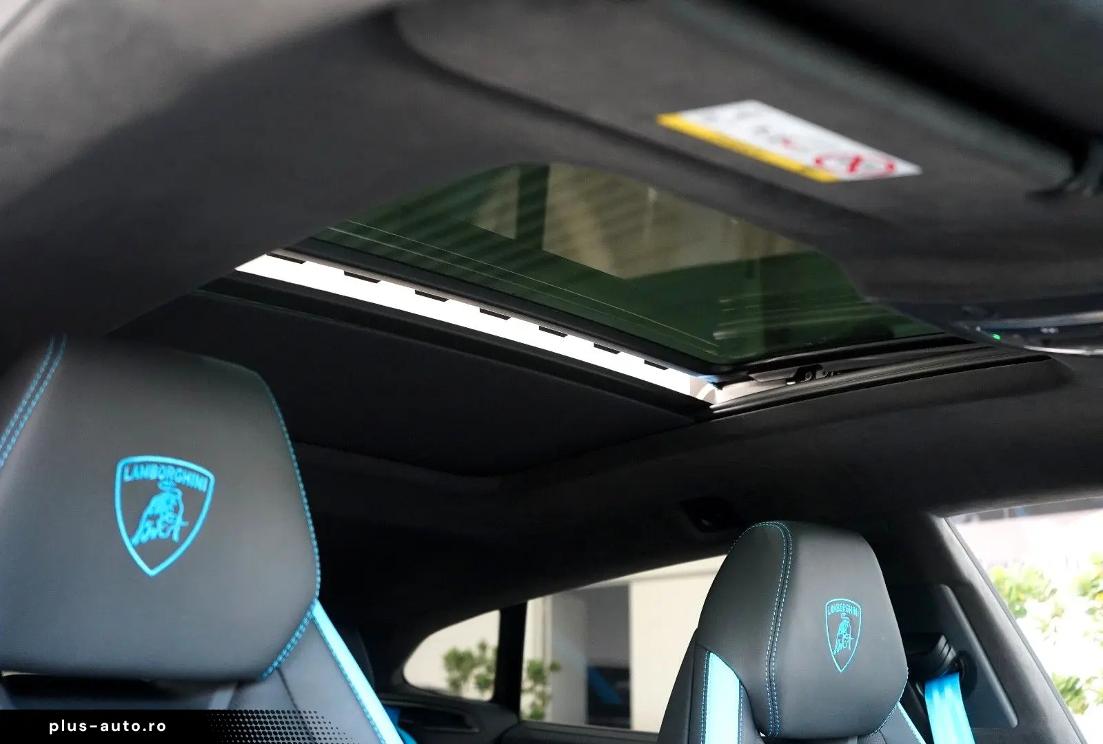 LAMBORGHINI Urus SE  PANORMA CARBON B&O BLU CEPHEUS 1.HAND