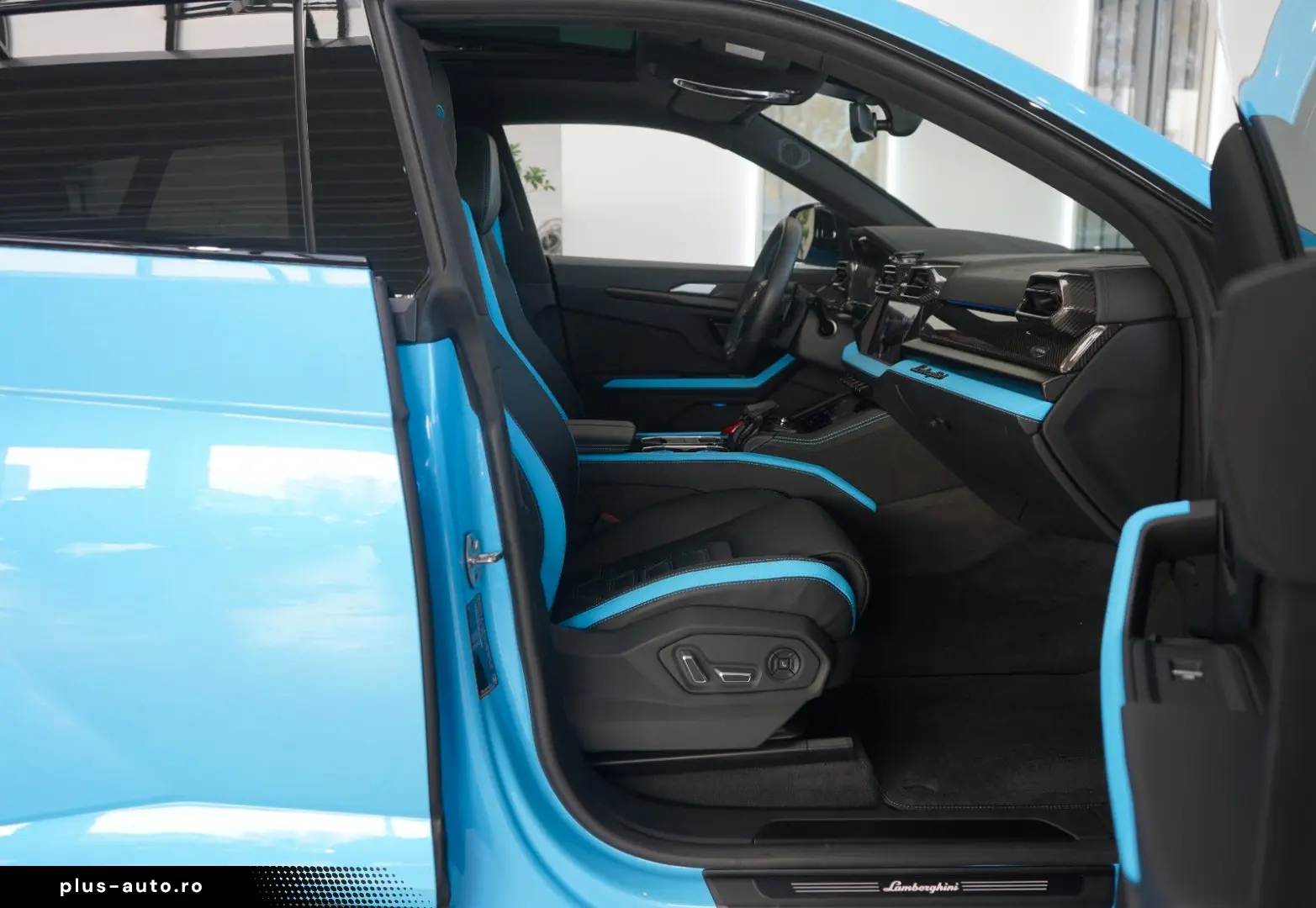 LAMBORGHINI Urus SE  PANORMA CARBON B&O BLU CEPHEUS 1.HAND