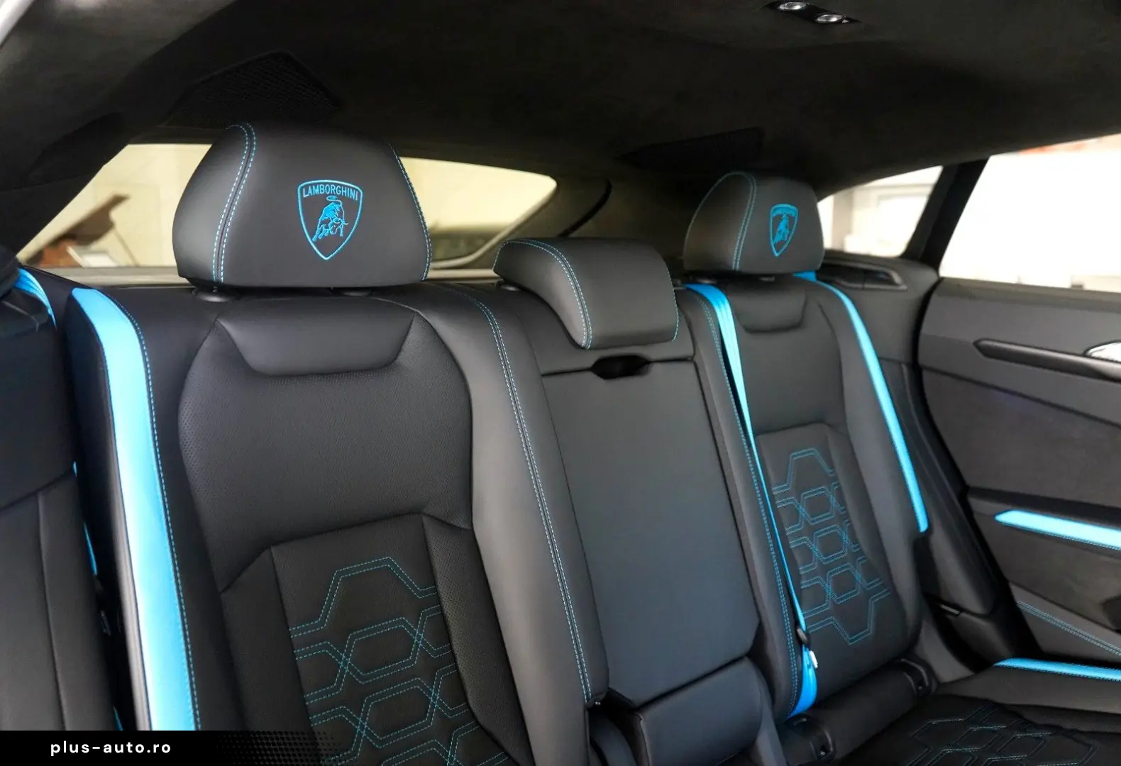 LAMBORGHINI Urus SE  PANORMA CARBON B&O BLU CEPHEUS 1.HAND
