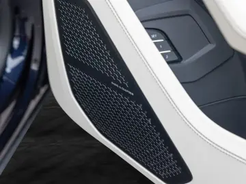 LAMBORGHINI Urus SE   Viola Galaxias   Akrapovic   PPF