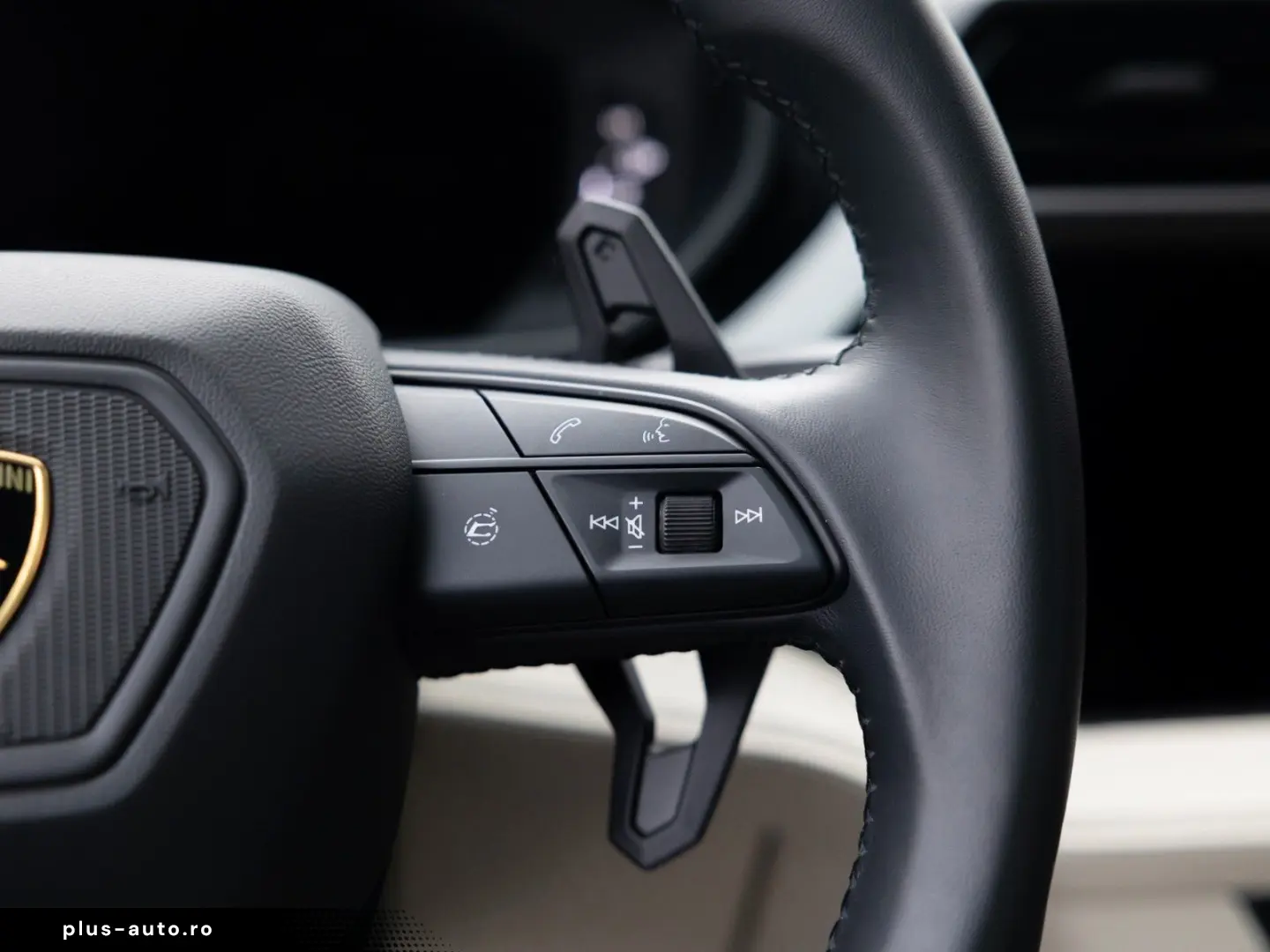 LAMBORGHINI Urus SE   Viola Galaxias   Akrapovic   PPF