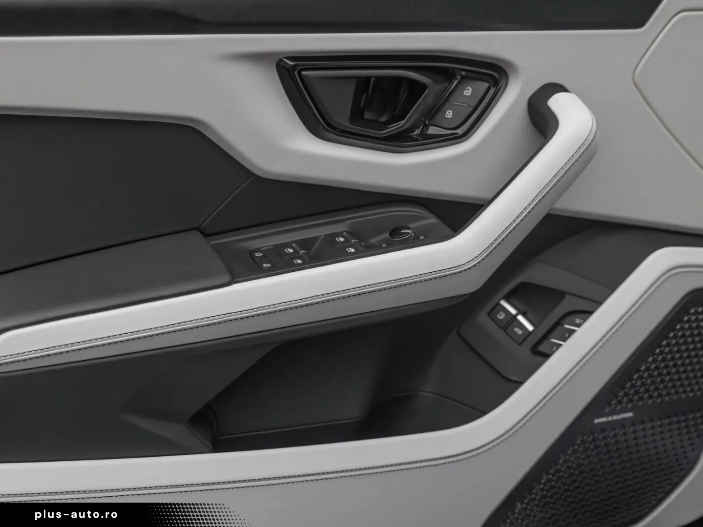 LAMBORGHINI Urus SE   Viola Galaxias   Akrapovic   PPF