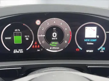 PORSCHE Cayenne Coupe E-Hybrid Sportdesign Matrix Pano