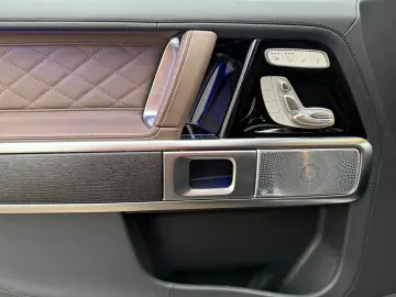 MERCEDES-BENZ G450d  Superior AMG Komfort Technik MWST!