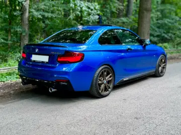 BMW M235