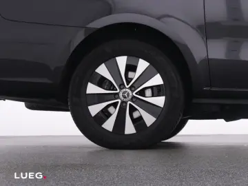 MERCEDES-BENZ V 250 d 4M MBUX Nav LED-ILS AHK Sthzg &hellip;