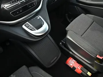 MERCEDES-BENZ V 250 d 4MATIC EDITION Lang Liege AHK &hellip;