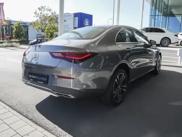 MERCEDES-BENZ CLA 250 e Progressive Kamera Sitzheizung LED