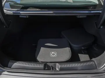 MERCEDES-BENZ CLA 250 e Progressive Kamera Sitzheizung LED