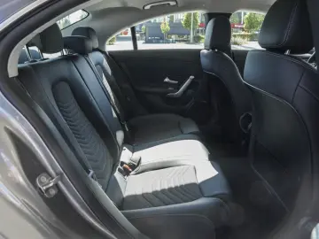 MERCEDES-BENZ CLA 250 e Progressive Kamera Sitzheizung LED