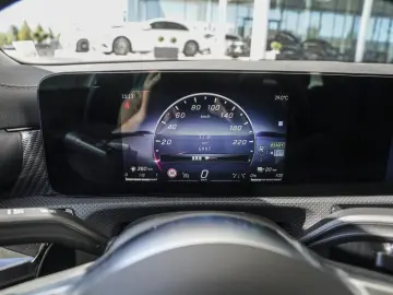 MERCEDES-BENZ CLA 250 e Progressive Kamera Sitzheizung LED