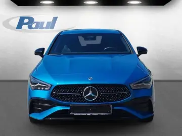 MERCEDES-BENZ CLA 250 e Coupé AMG Distronic Kam LED