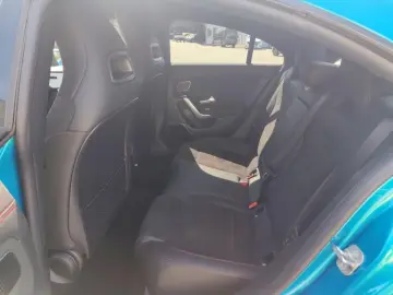 MERCEDES-BENZ CLA 250 e Coupé AMG Distronic Kam LED