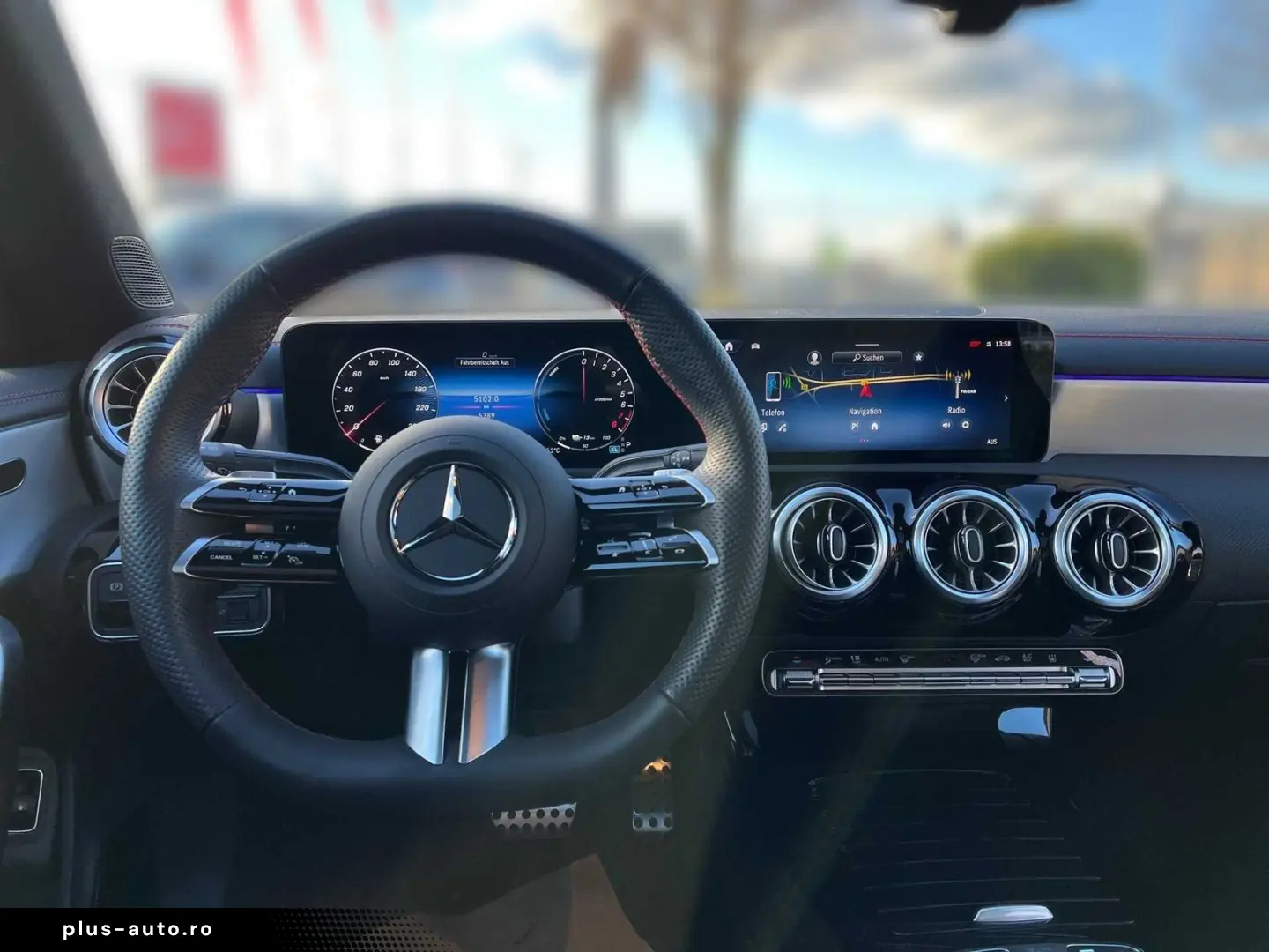 MERCEDES-BENZ CLA 250 e AMG PREMIUM PLUS Distr Pano Key 360