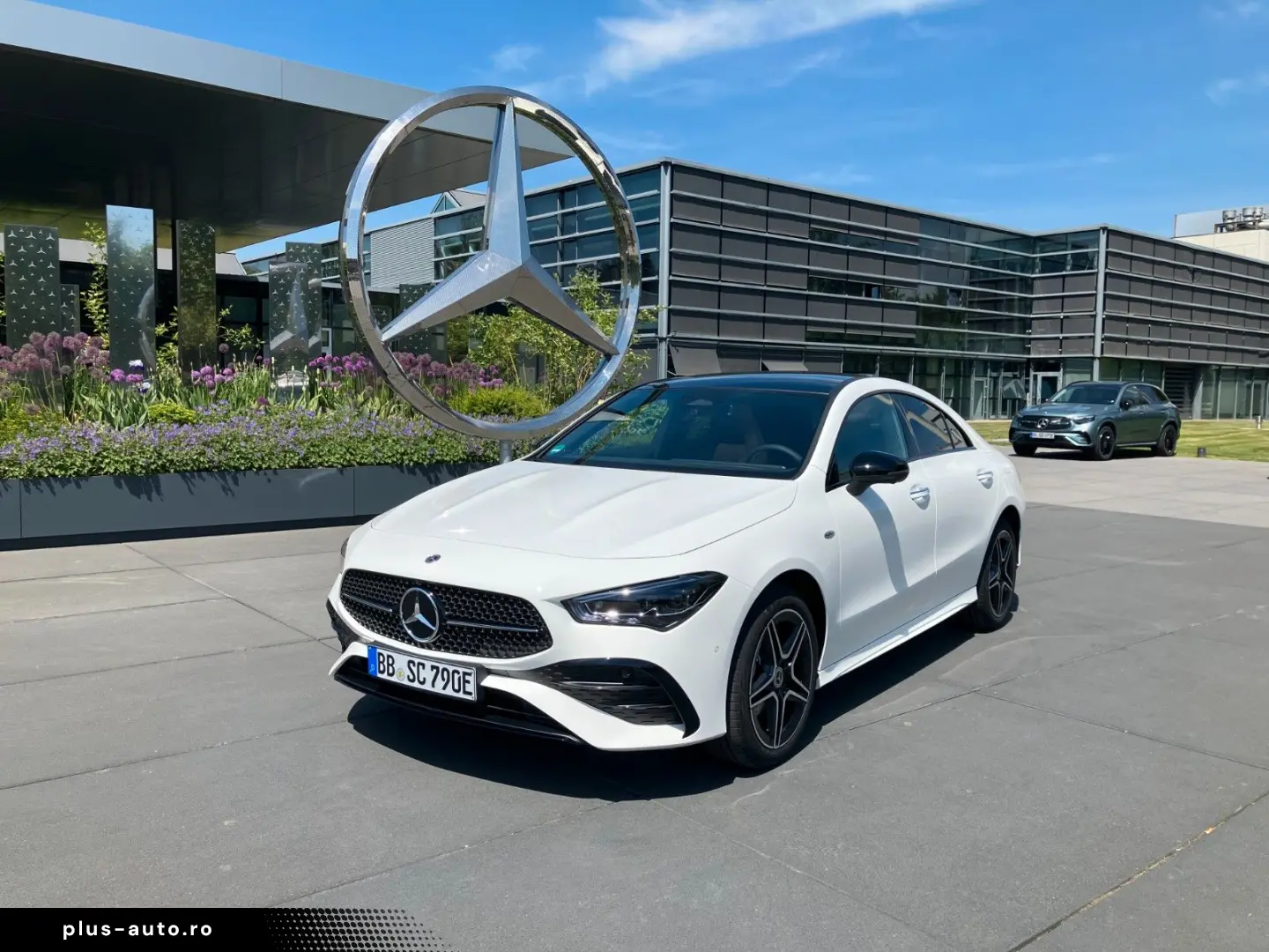 MERCEDES-BENZ CLA 250 e 360 KAMERA PANORAMA CARPLAY