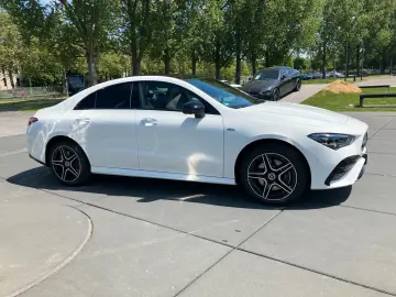 MERCEDES-BENZ CLA 250 e 360 KAMERA PANORAMA CARPLAY