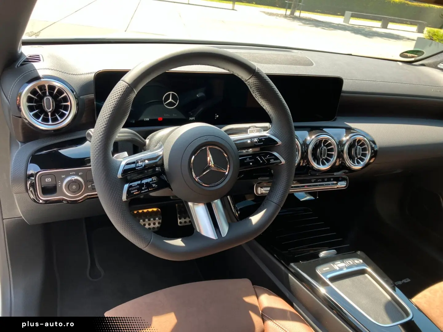 MERCEDES-BENZ CLA 250 e 360 KAMERA PANORAMA CARPLAY