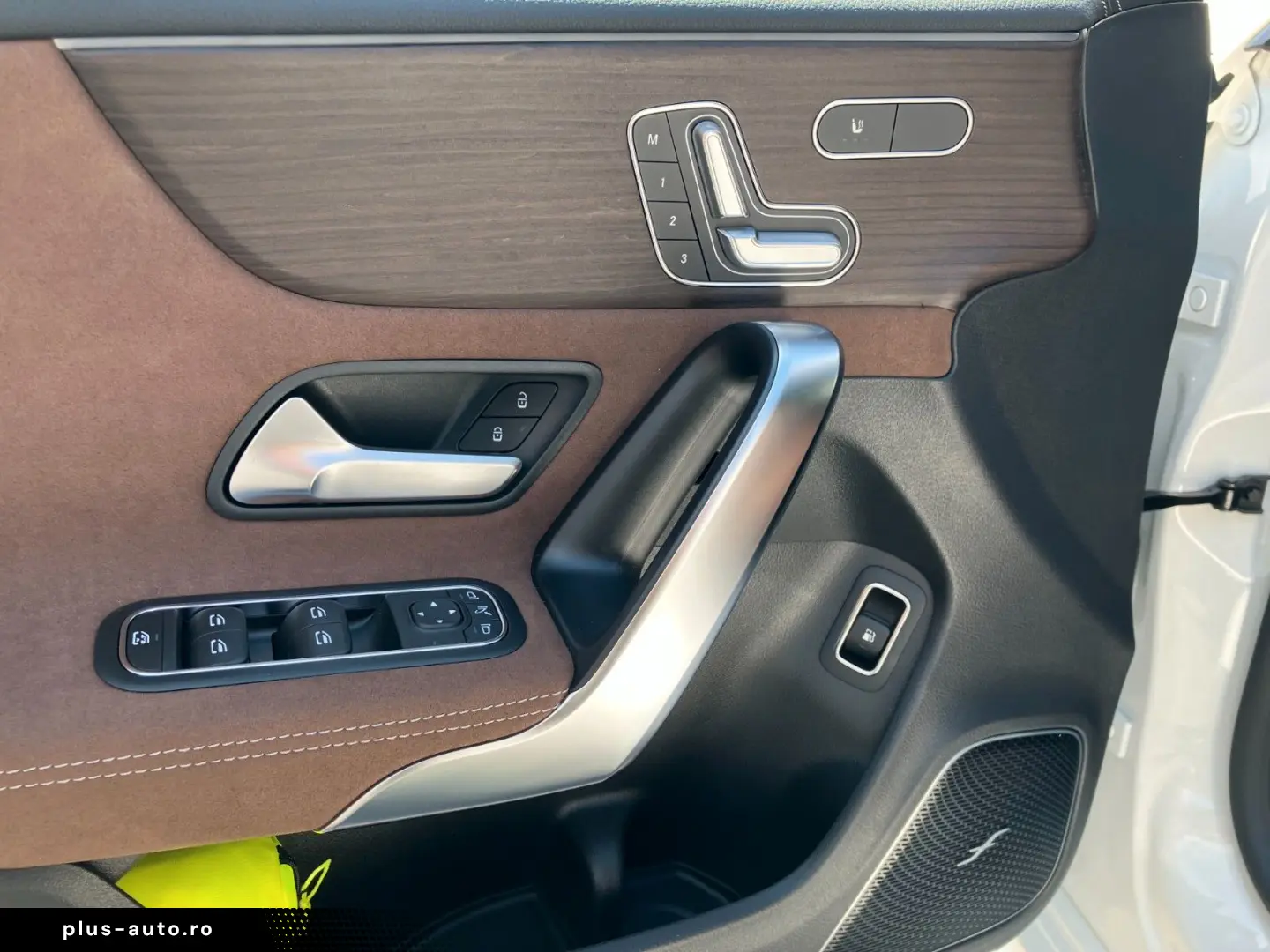 MERCEDES-BENZ CLA 250 e 360 KAMERA PANORAMA CARPLAY