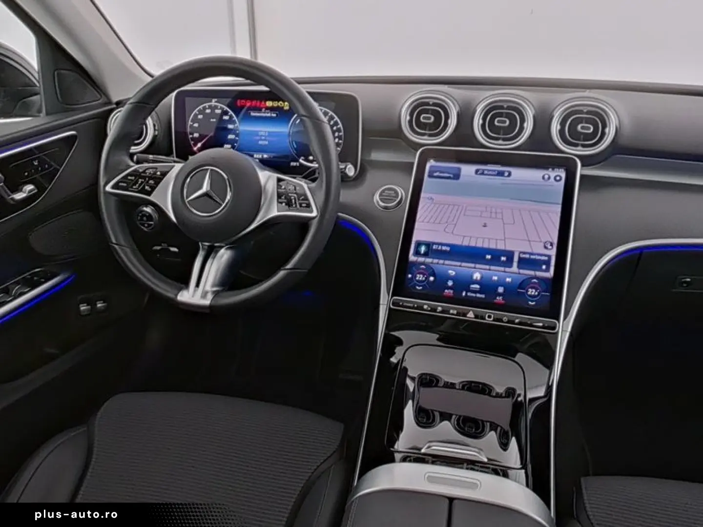 MERCEDES-BENZ C 300 e Avantgarde Panoramadach Memory&hellip;